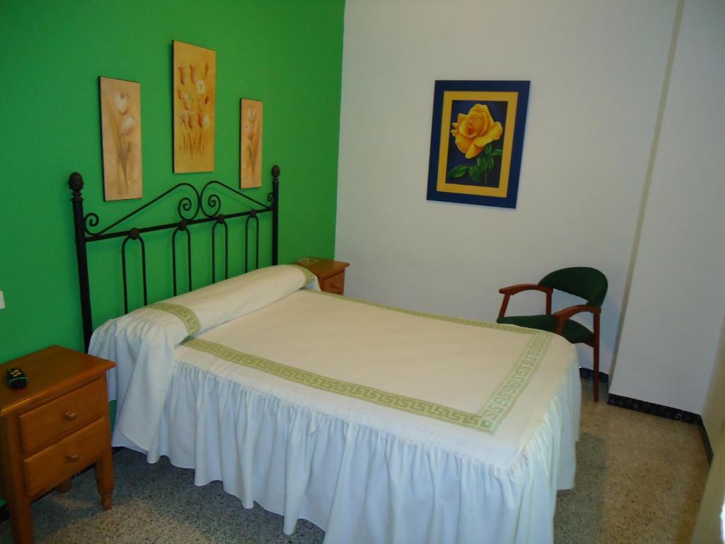 Hostal Los Claveles Baena Cameră foto